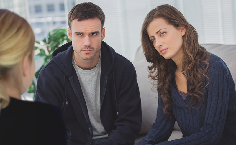 Dr. Farkas Dorottya LL.M. ügyvéd megbeszélésen